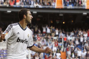 德甲争冠白热化，第三火力点强势崛起，拜仁与多特蒙德面临严峻挑战