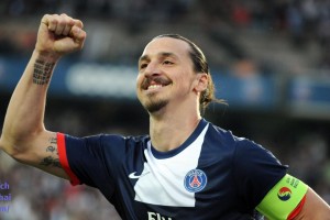 拉菲尼亚梅开二度闪耀诺坎普，巴萨主场2-0完胜奥萨苏纳