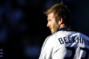 蓝鹰展翅翱翔，拉齐奥主场两球完胜卡利亚里稳固欧战席位